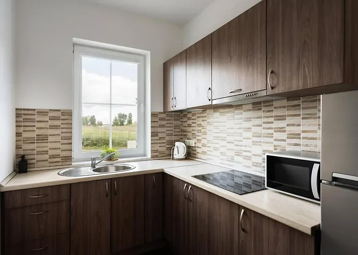 2 House Between Two Lakes *