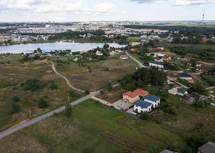 2 House Between Two Lakes