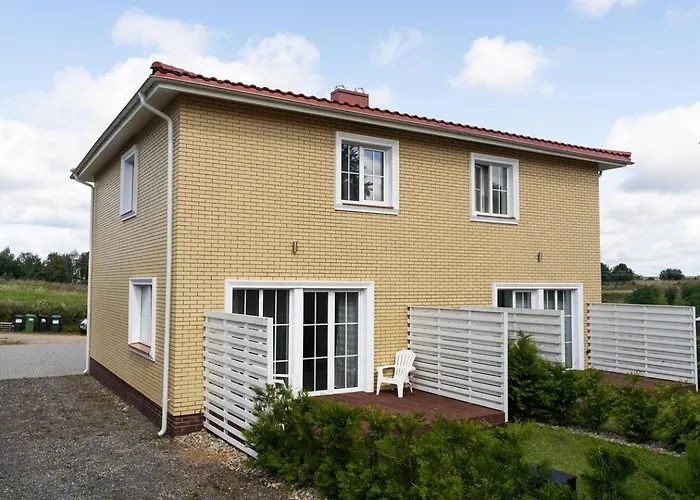 2 House Between Two Lakes Будинок відпочинку *